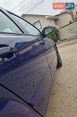Хетчбек Opel Astra 2006 в 