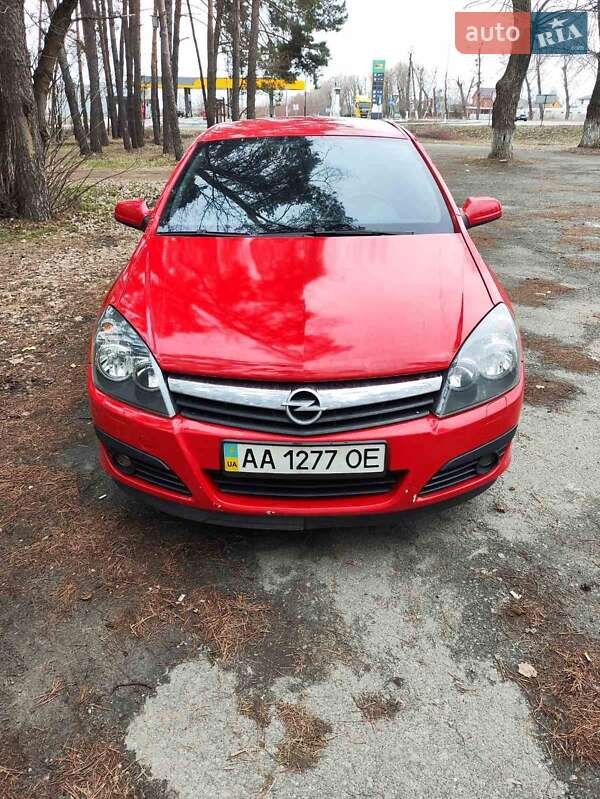 Хэтчбек Opel Astra 2006 в Киеве