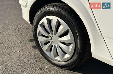 Хэтчбек Opel Astra 2013 в 