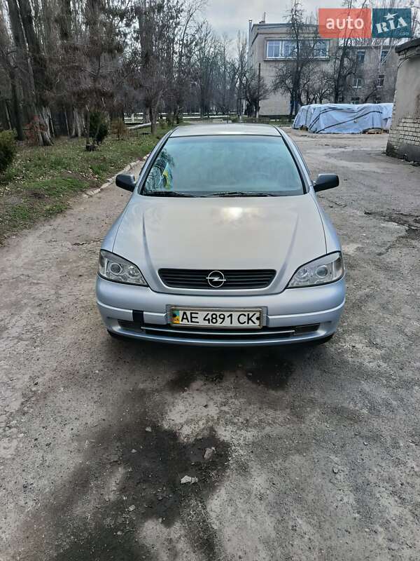 Opel Astra 2005