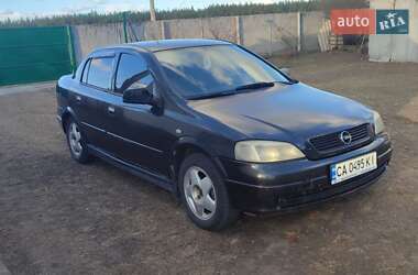 Седан Opel Astra 2007 в Корсуне-Шевченковском