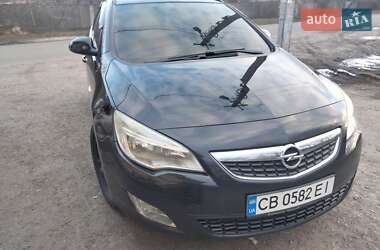 Універсал Opel Astra 2011 в 