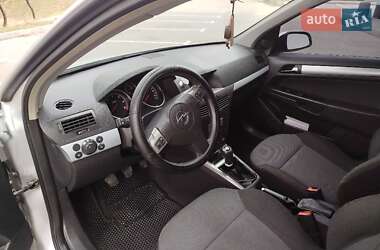 Универсал Opel Astra 2005 в Хмельницком