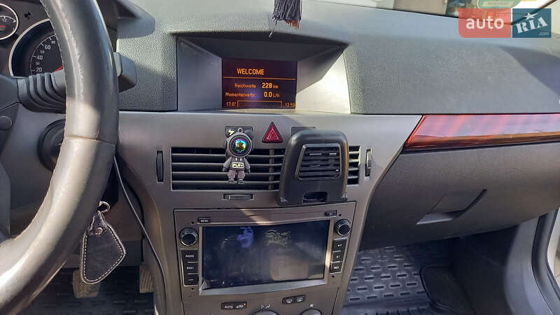 Хетчбек Opel Astra 2004 в Чернівцях фото 10 Хетчбек Opel Astra 2004 в Чернівцях