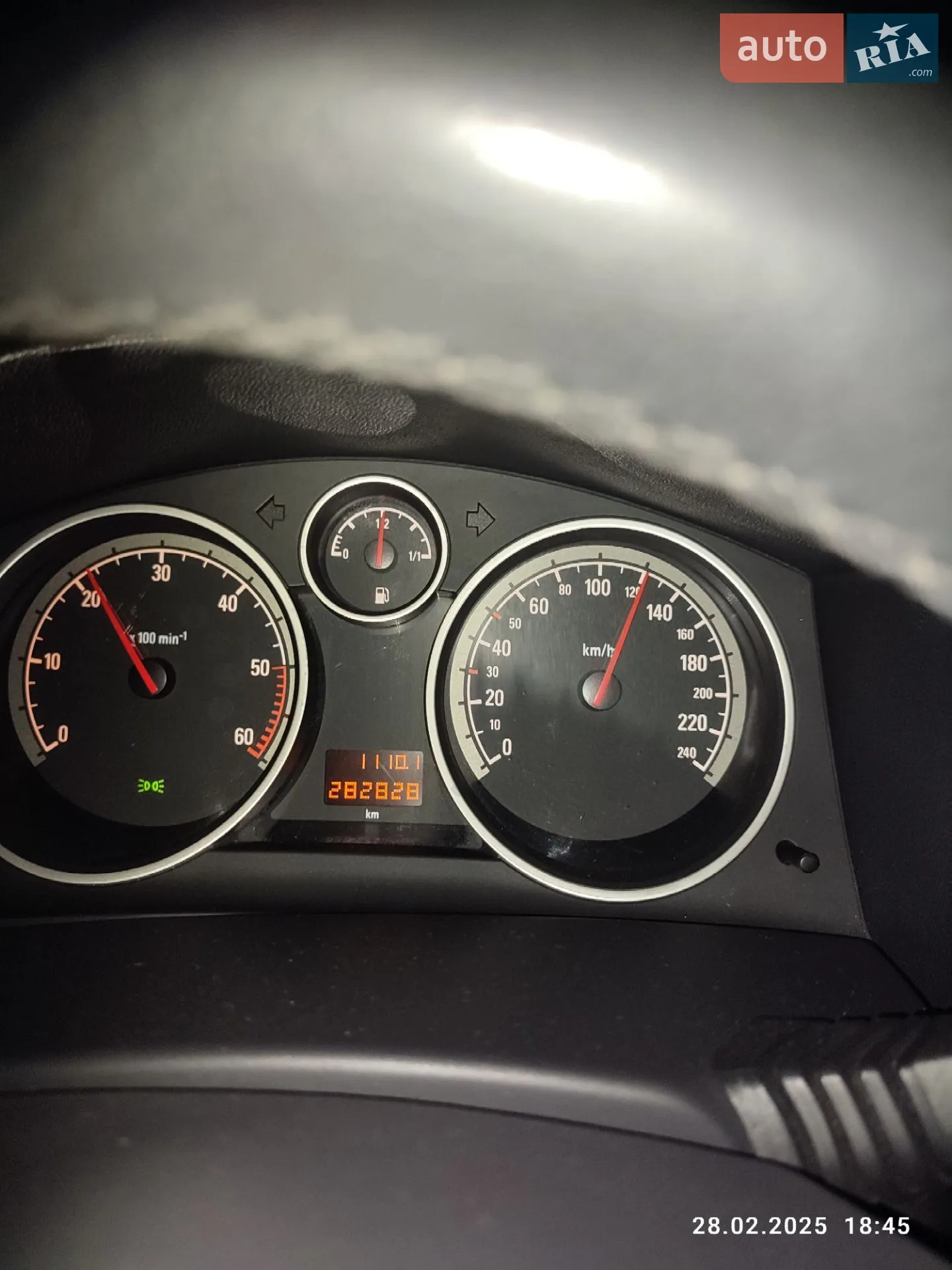 2011 Opel Astra - мініатюра 4