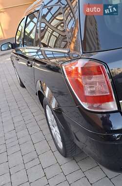 Универсал Opel Astra 2009 в 