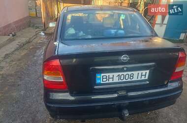 Седан Opel Astra 2000 в 