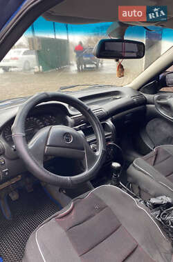 Хетчбек Opel Astra 1993 в Татарбунарах