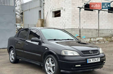 Седан Opel Astra 2008 в 