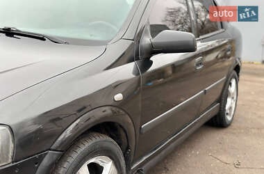 Седан Opel Astra 2008 в 