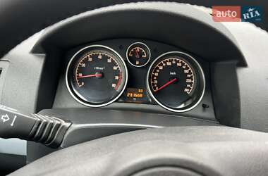 Универсал Opel Astra 2006 в 