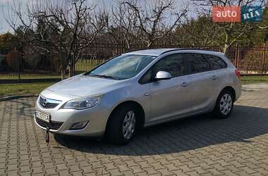 Opel Astra 2012 Opel Astra 2012