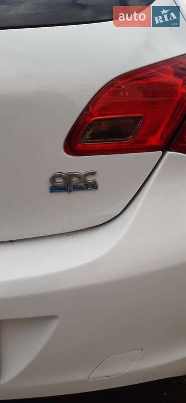 Хэтчбек Opel Astra 2011 в Нежине