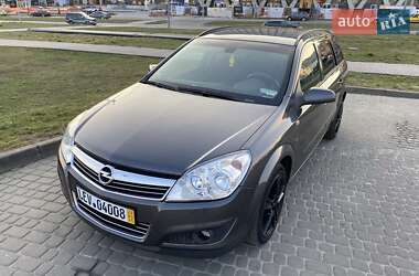 Універсал Opel Astra 2008 в 