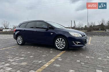 Універсал Opel Astra 2012 в 