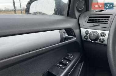 Універсал Opel Astra 2009 в Жовтих Водах