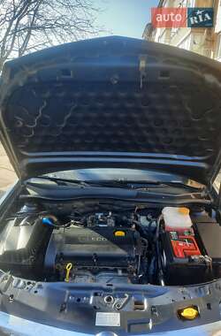 Хэтчбек Opel Astra 2007 в 