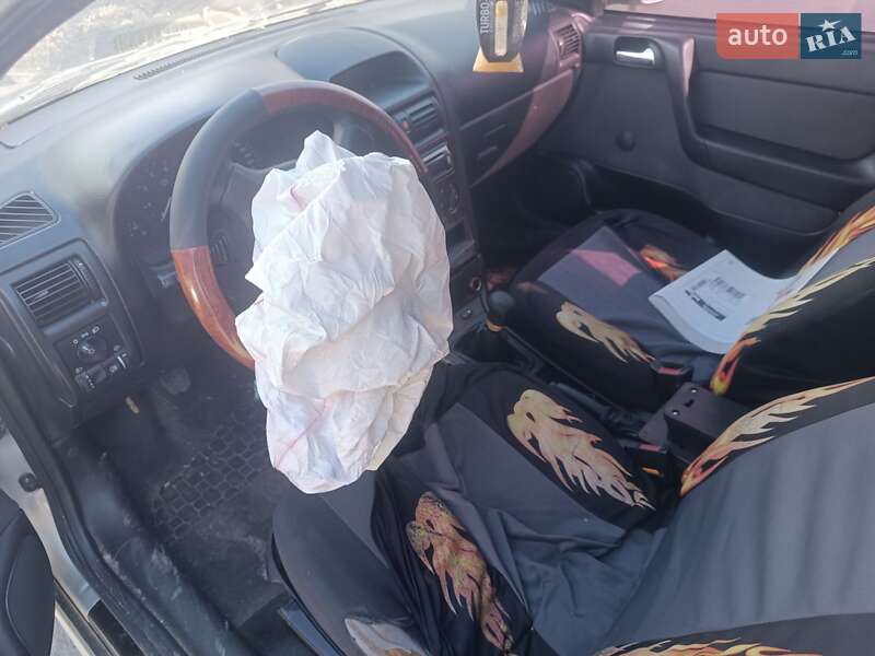 Седан Opel Astra 2005 в Києві