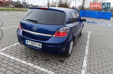 Хэтчбек Opel Astra 2009 в 
