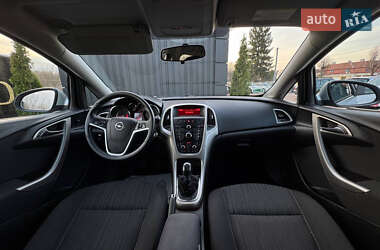 Универсал Opel Astra 2010 в 