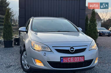 Opel Astra 2010 Opel Astra 2010