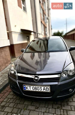 Хэтчбек Opel Astra 2006 в 