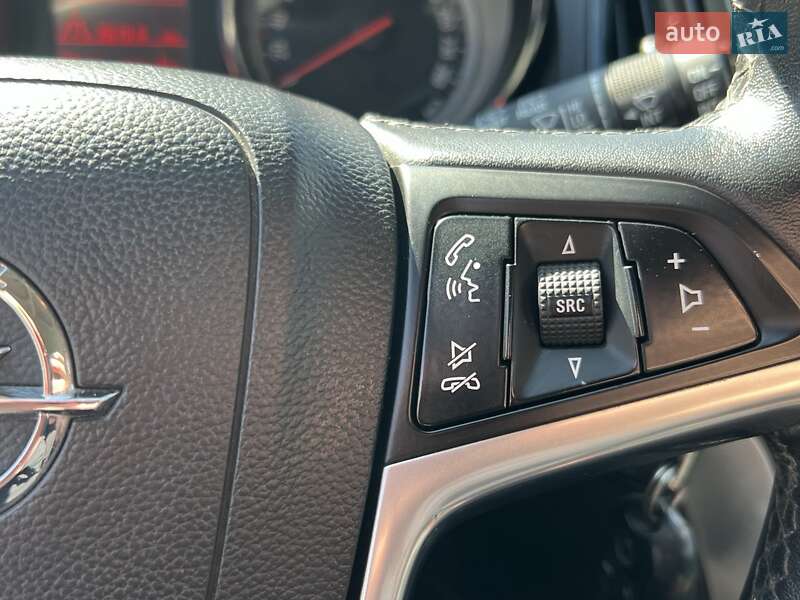 Універсал Opel Astra 2015 в Ірпені