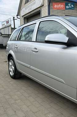 Универсал Opel Astra 2007 в 