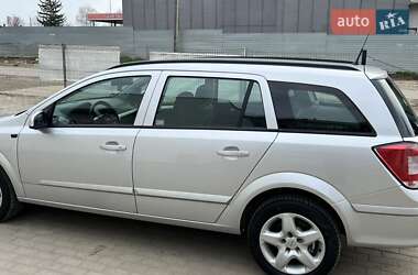 Универсал Opel Astra 2007 в 