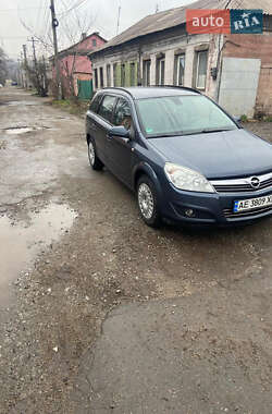 Универсал Opel Astra 2009 в Каменском