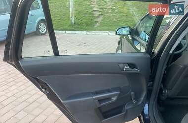 Универсал Opel Astra 2009 в Луцке