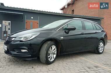 Універсал Opel Astra 2017 в 