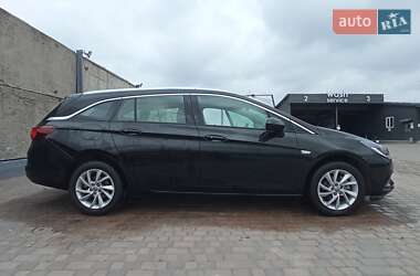 Універсал Opel Astra 2017 в 
