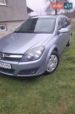 Универсал Opel Astra 2006 в 