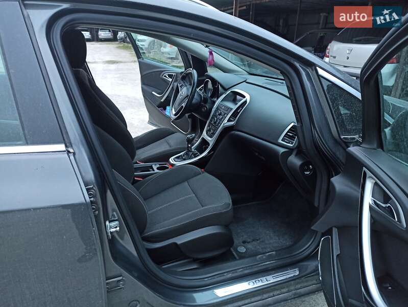 Универсал Opel Astra 2011 в Каменец-Подольском фото 4 Универсал Opel Astra 2011 в Каменец-Подольском