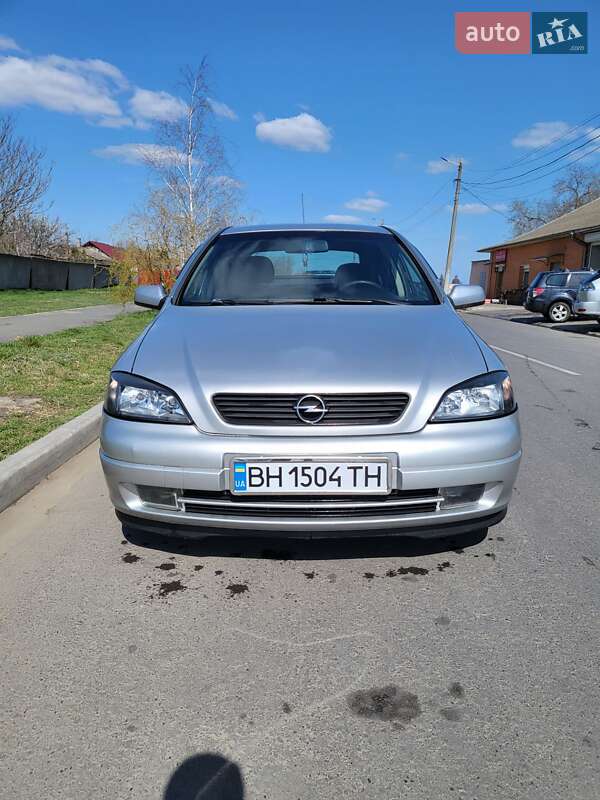 Хэтчбек Opel Astra 1999 в Измаиле