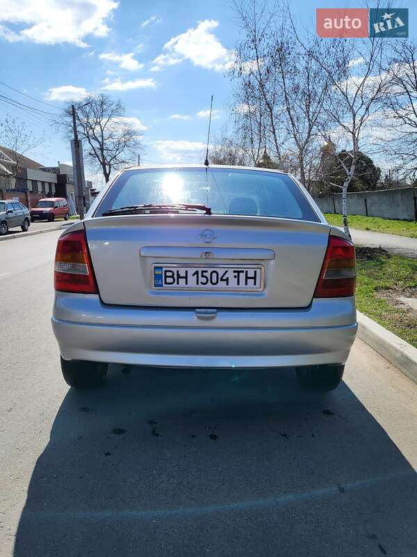 Хэтчбек Opel Astra 1999 в Измаиле