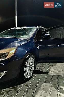 Opel Astra 2012 Opel Astra 2012
