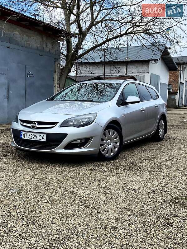 Opel Astra 2013