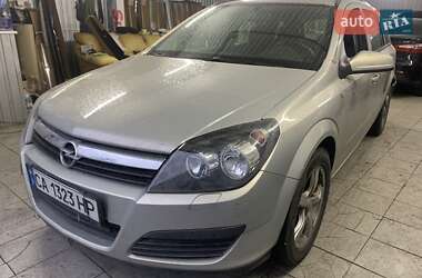 Универсал Opel Astra 2005 в Киеве