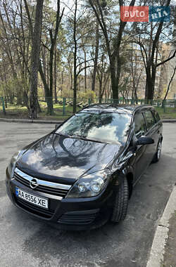 Универсал Opel Astra 2006 в 