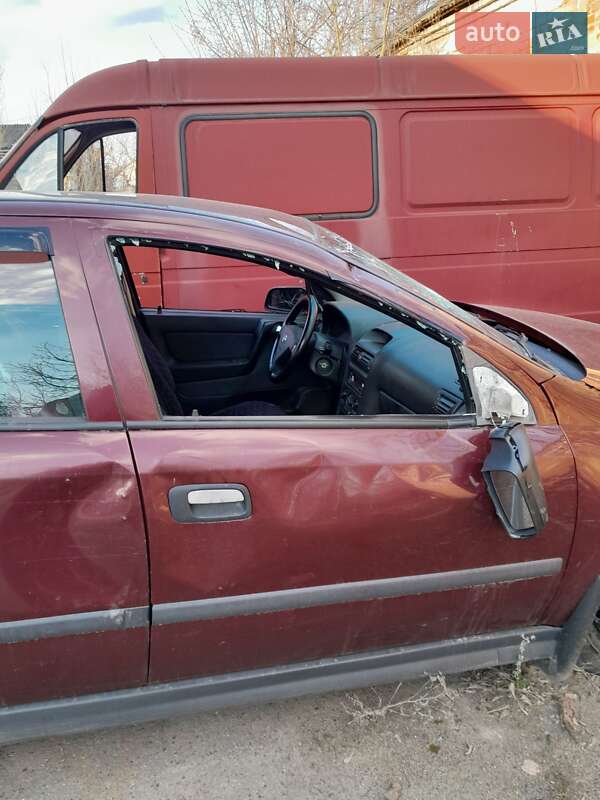Седан Opel Astra 2006 в Звенигородке