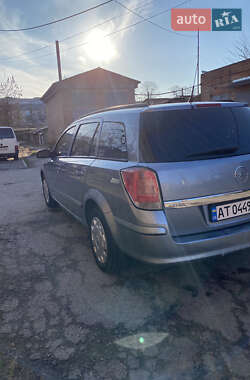 Универсал Opel Astra 2005 в 