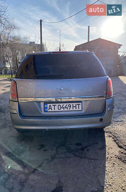 Универсал Opel Astra 2005 в 