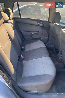 Универсал Opel Astra 2005 в 