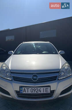 Универсал Opel Astra 2008 в 