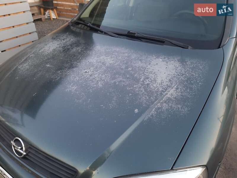 Седан Opel Astra 2004 в Радомышле