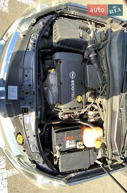 Универсал Opel Astra 2005 в 