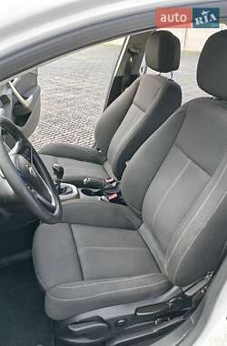 Універсал Opel Astra 2012 в 