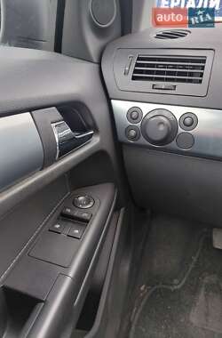 Универсал Opel Astra 2009 в 
